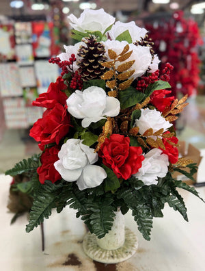 DIY Christmas Rose Memorial Cone – Ellis Home & Garden