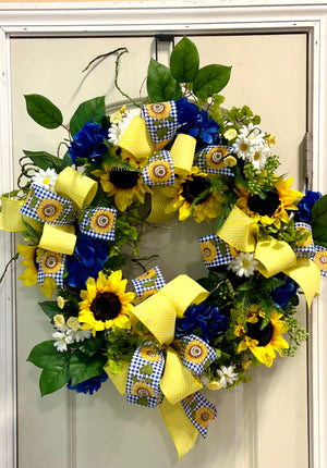 DIY Summer Sunflower Grapevine Wreath