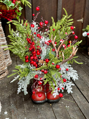 DIY Rustic Santa Boots Christmas Arrangement