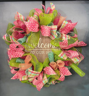 DIY Bright Welcome Mesh Wreath