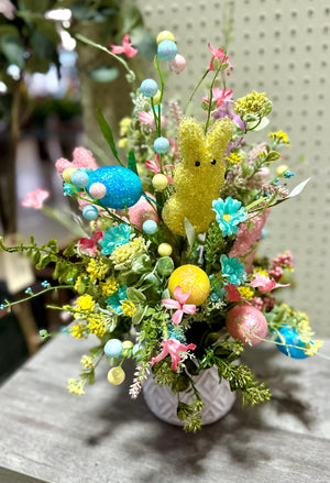DIY Peeps Easter Arrangement