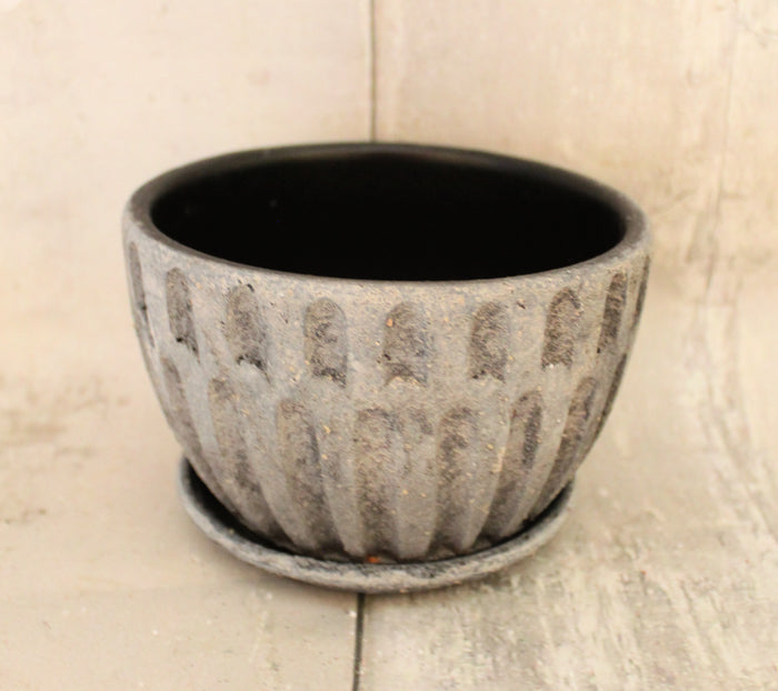 6" Charcoal Cockleshell Bowl