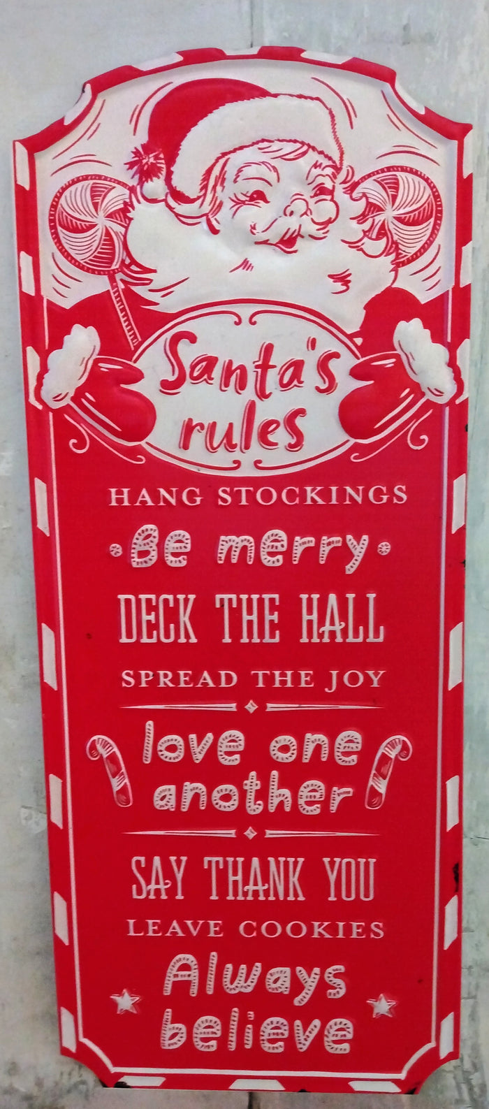 23.5" Santa's Rules Metal Sign