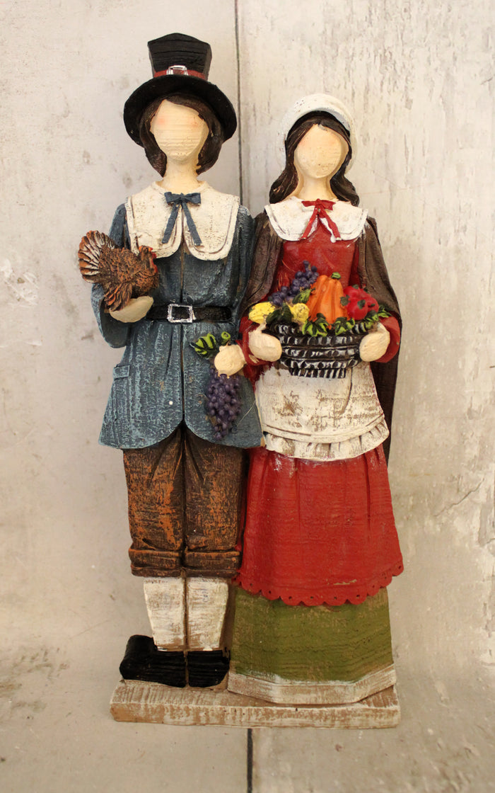 12" Pilgrim Couple