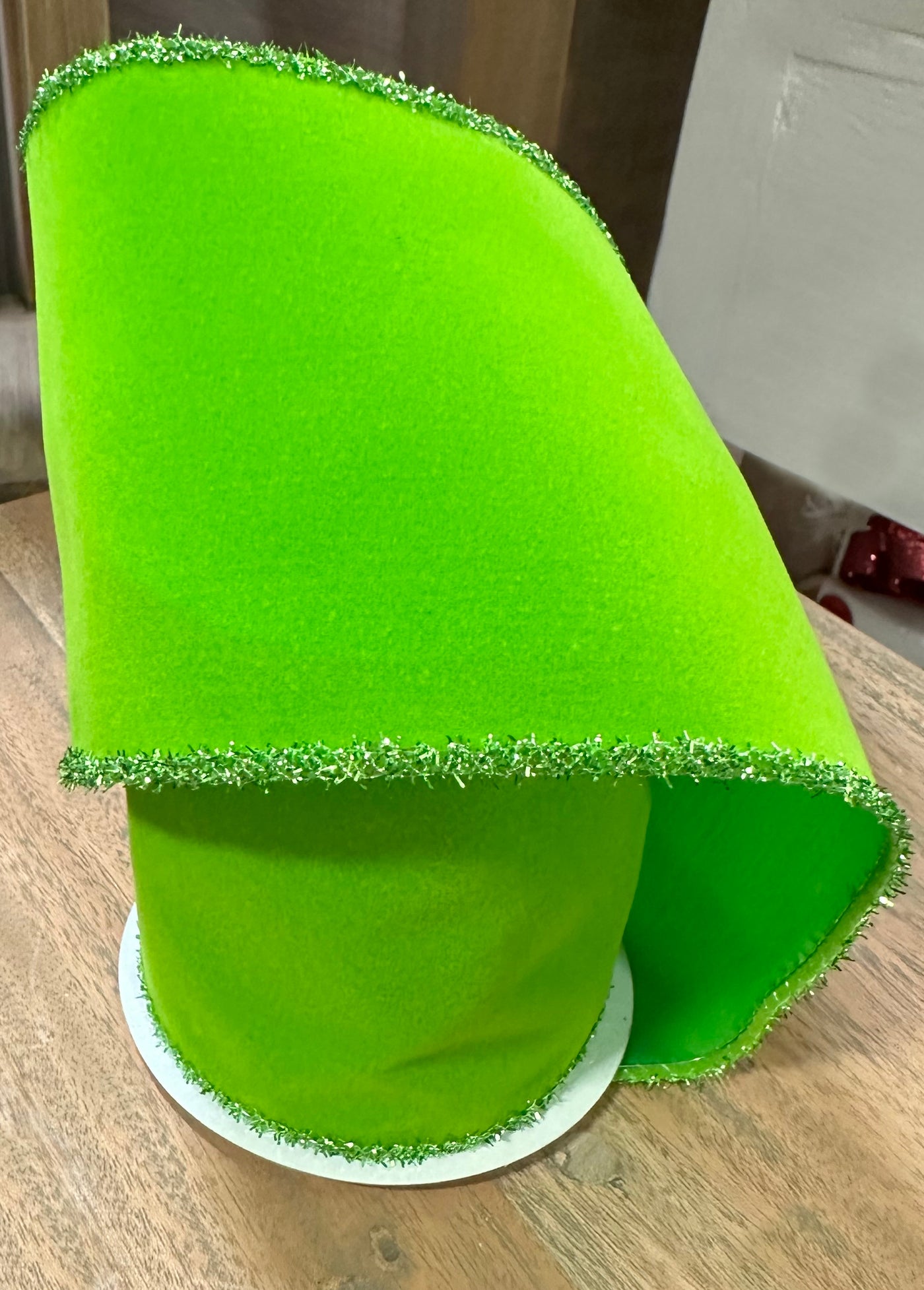 4 Lime Green Velvet Ribbon with Tinsel Trim – Ellis Home & Garden