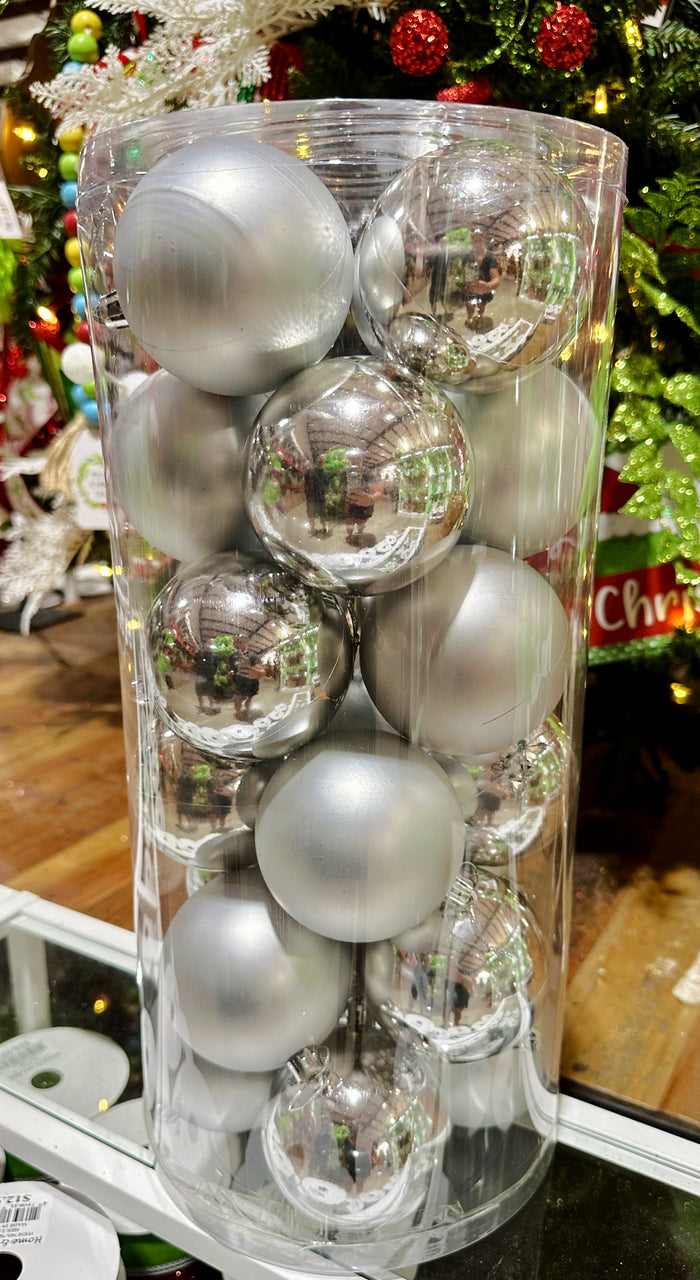 Matte & Glossy Sliver Ball Ornaments
