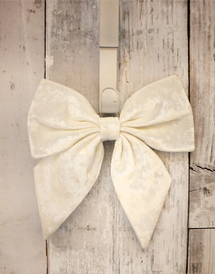 11" White Velvet Bow