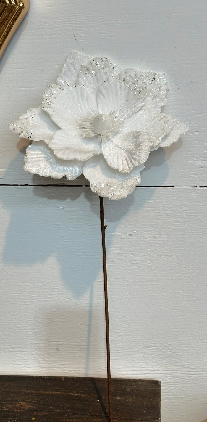 19" White Velvet Magnolia Stem
