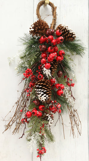 26" Mix Red Berries & Pine Cones Christmas Teardrop