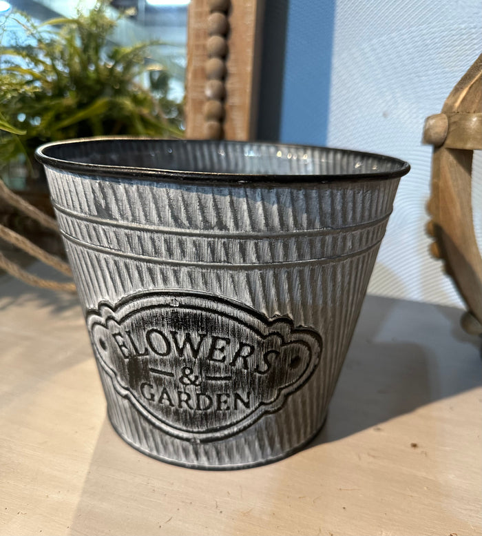 6.5" Round Galvanized Planter